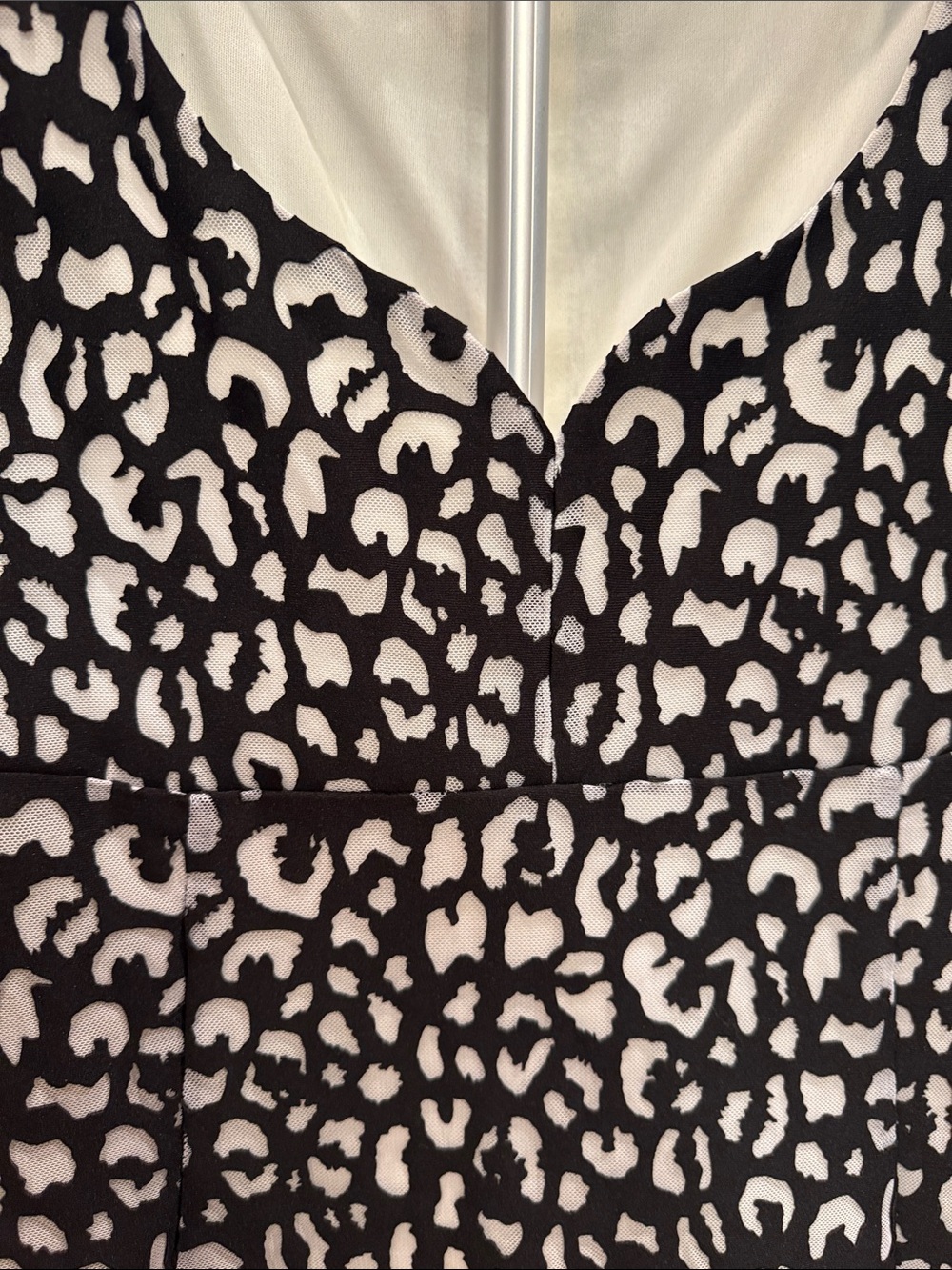Karl Lagerfeld Black and White Patterned Midi Dress - Picture 7 of 12